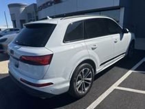 Used 2025 Audi Q7 2.0T Premium Plus w/ Premium Plus Package AWD/4WD image 5