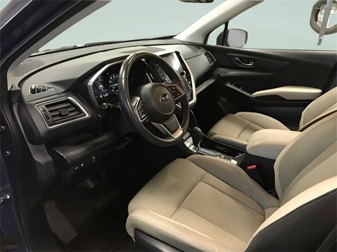 Used 2023 Subaru Ascent Premium w/ Convenience Package image 10