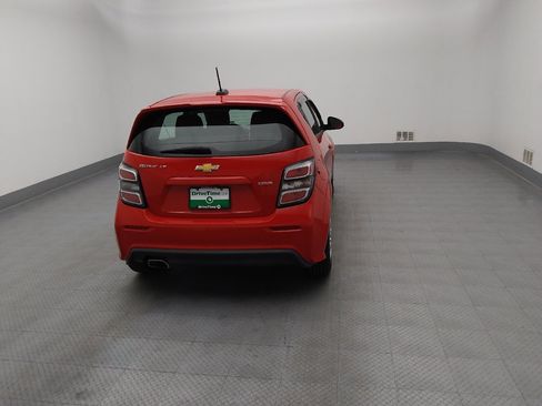 Used 2020 Chevrolet Sonic LT FWD image 7