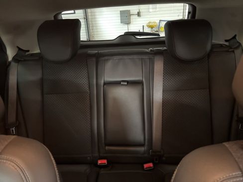 Used 2022 Buick Encore Preferred w/ Safety Package AWD/4WD image 23