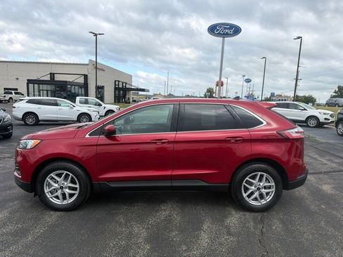 Used 2023 Ford Edge SEL w/ Convenience Package AWD/4WD image 2