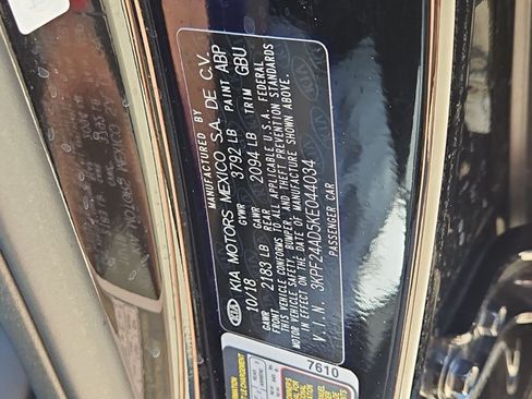 Used 2019 Kia Forte LXS FWD image 22