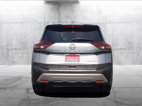 Certified 2023 Nissan Rogue SV w/ SV Premium B Package AWD/4WD image 6