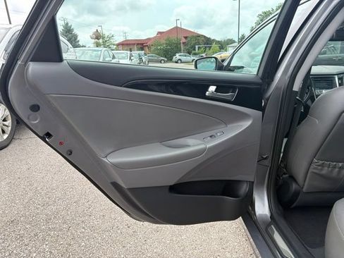 Used 2011 Hyundai Sonata Limited w/ Navigation Pkg 5 FWD image 21