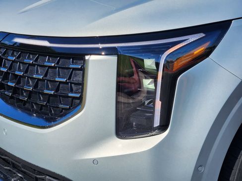 New 2026 Kia Carnival SX FWD image 7