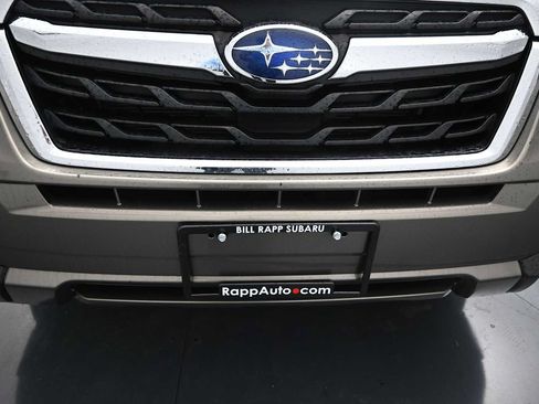 Used 2017 Subaru Forester 2.5i Touring AWD/4WD image 19