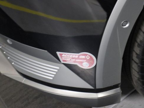 Used 2024 Hyundai Ioniq 5 Limited image 17