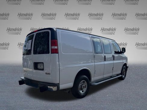 Used 2024 GMC Savana 2500 w/ Driver Convenience Package image 10