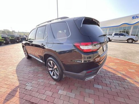 Used 2025 Honda Pilot Elite image 33