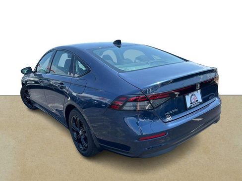 Used 2025 Honda Accord SE image 6