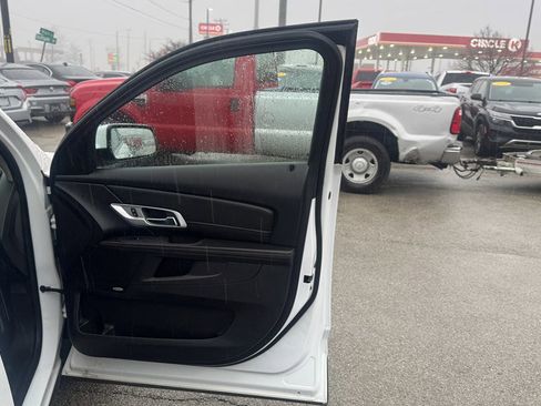 Used 2015 GMC Terrain SLE w/ Convenience Package image 26