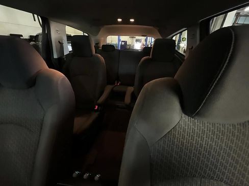 Used 2011 Chevrolet Traverse LT w/ LPO, 'HIT The Road' Package AWD/4WD image 26