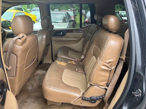 Used 2002 GMC Envoy XL SLT image 16