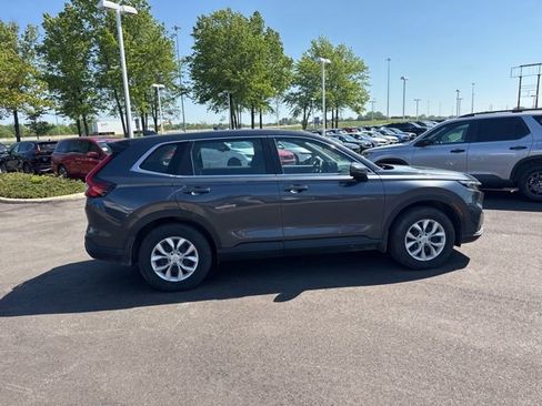 Used 2024 Honda CR-V LX image 9
