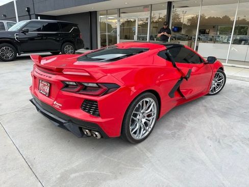 Used 2021 Chevrolet Corvette Stingray Preferred Cpe w/ Z51 Performance Package RWD image 4