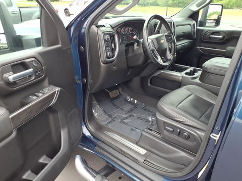 Used 2023 Chevrolet Silverado 2500 LTZ w/ LTZ Plus Package AWD/4WD image 10