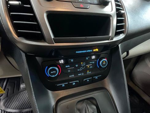Used 2022 Ford Transit Connect XLT FWD image 16