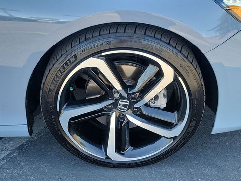 Used 2022 Honda Accord Sport image 29