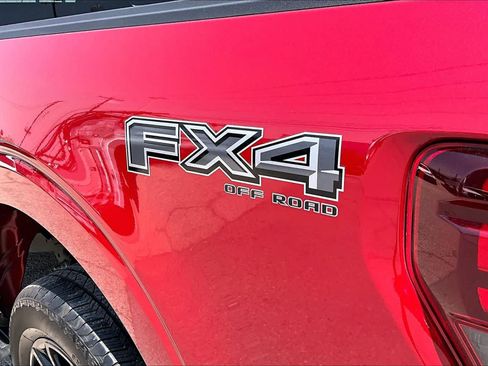 Used 2025 Ford F150 Platinum w/ FX4 Off-Road Package AWD/4WD image 30