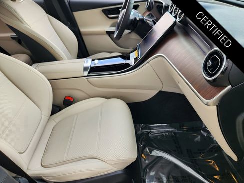 Certified 2026 Mercedes-Benz GLC 300 image 3