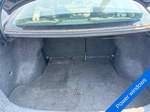 Used 2018 Nissan Sentra SV FWD image 6
