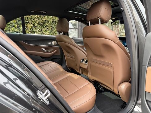 Used 2023 Mercedes-Benz E 450 E 450 image 37