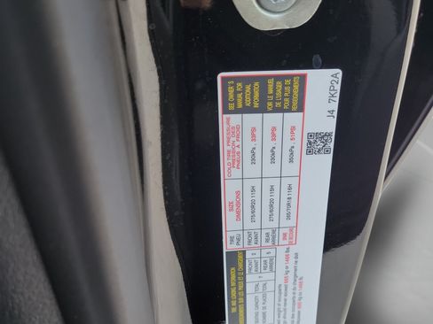 Used 2026 Nissan Armada SL w/ Captain's Chari Seat Package RWD image 31