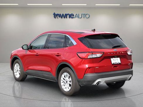 Used 2022 Ford Escape SE w/ Convenience Package AWD/4WD image 3