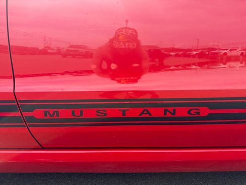 Used 2014 Ford Mustang Premium RWD image 16