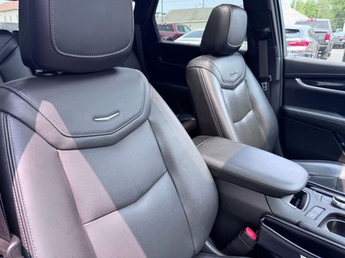 Used 2021 Cadillac XT5 Premium Luxury AWD/4WD image 17