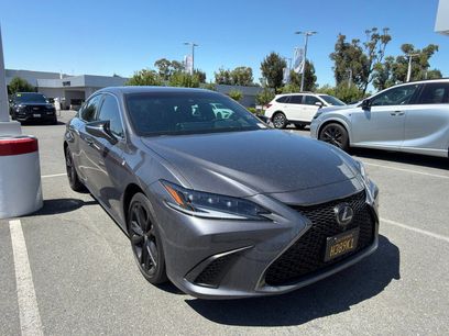 Used 2024 Lexus ES 350 F Sport w/ Accessory Package (Z1)