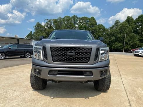 Used 2016 Nissan Titan SL AWD/4WD image 10
