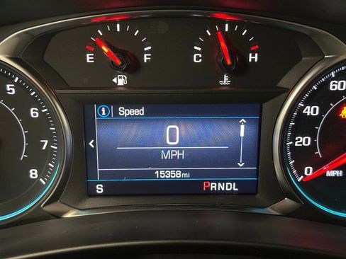 Certified 2024 Chevrolet Equinox LT w/ LPO, Floor Liner Package image 10