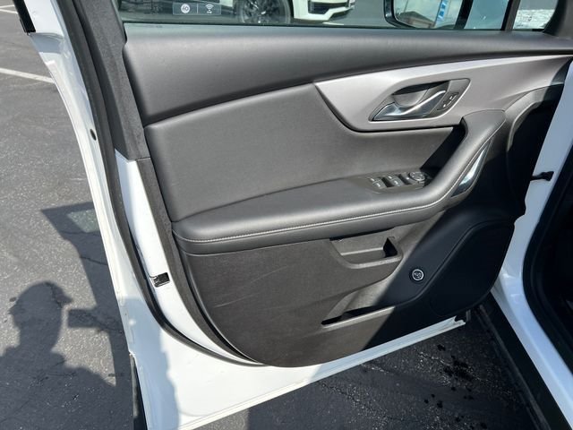 Certified 2024 Chevrolet Blazer LT w/ LPO, Floor Liner Package AWD/4WD image 34
