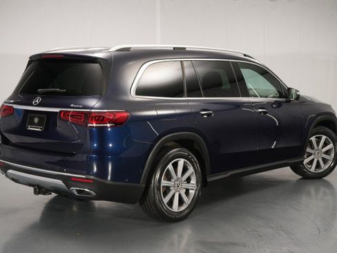 Used 2021 Mercedes-Benz GLS 450 4MATIC image 13