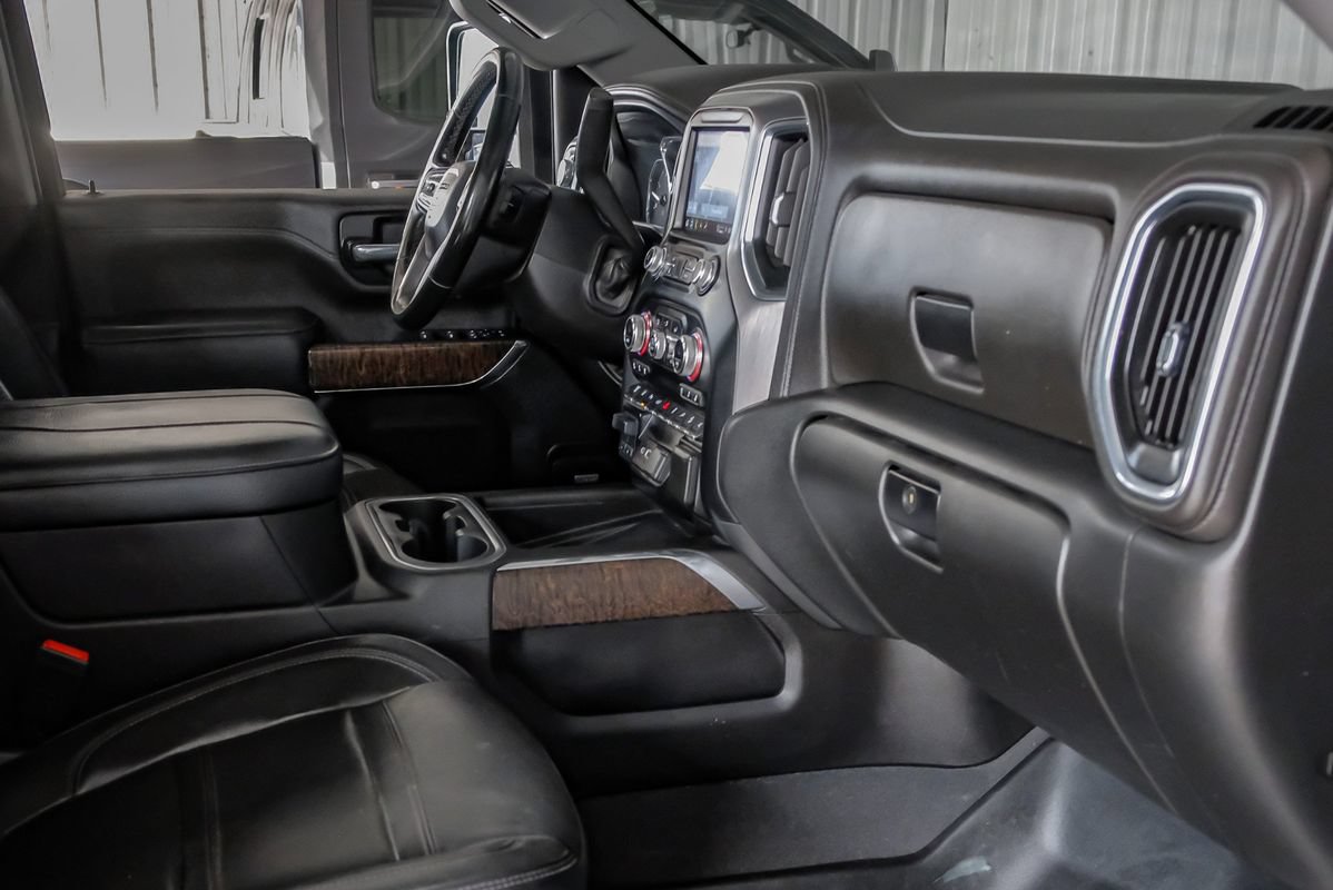 Used 2023 GMC Sierra 2500 Denali w/ Denali Black Diamond Edition AWD/4WD image 12
