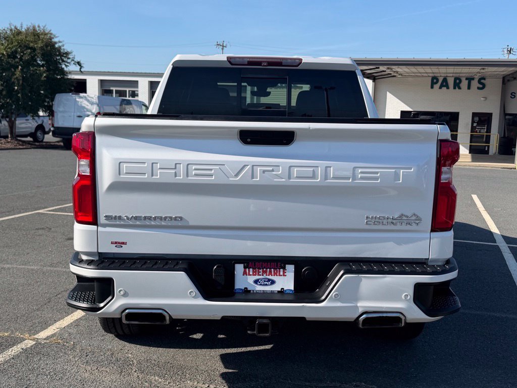 Used 2019 Chevrolet Silverado 1500 High Country w/ High Country Premium Package AWD/4WD image 4