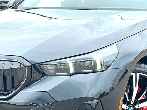New 2027 BMW 530i w/ M Sport Package RWD image 4