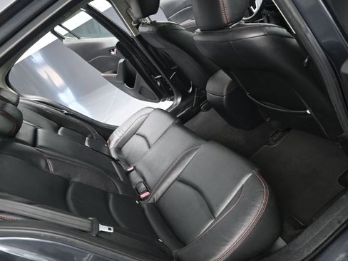 Used 2015 MAZDA MAZDA3 i Grand Touring image 6