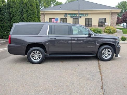 Used 2017 Chevrolet Suburban LT AWD/4WD image 6