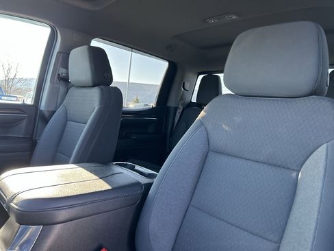 Used 2025 Chevrolet Silverado 1500 LT Trail Boss w/ Convenience Package II image 23