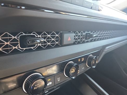 Used 2025 Honda Accord LX image 34
