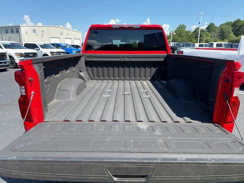 Used 2025 Chevrolet Silverado 2500 Custom w/ Custom Value Package AWD/4WD image 7