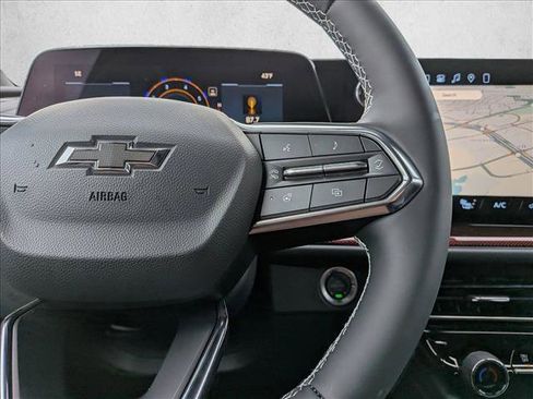 New 2026 Chevrolet Traverse Z71 w/ Enhanced Driving Package image 14