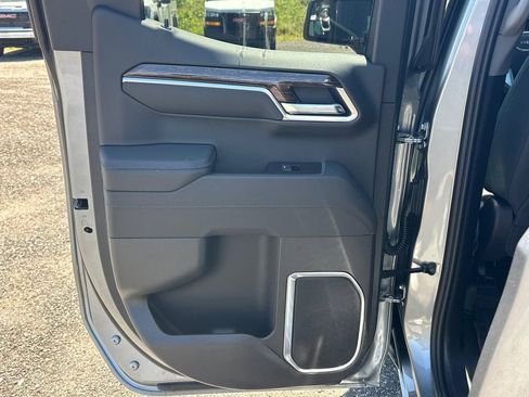 New 2026 GMC Sierra 1500 SLE AWD/4WD image 22