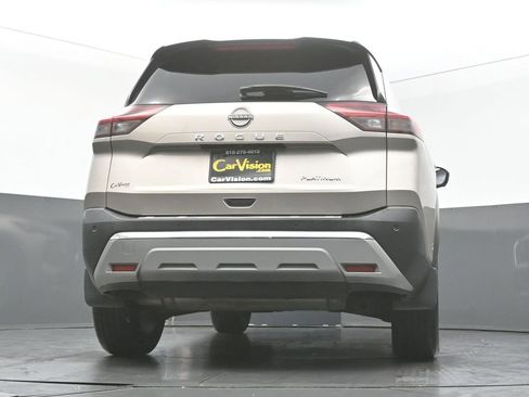 Used 2022 Nissan Rogue Platinum w/ Head-Up Display Package image 46