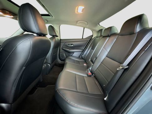 Used 2024 Nissan Sentra SR w/ SR Premium Package FWD image 22