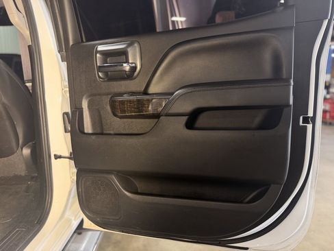 Used 2015 GMC Sierra 2500 Denali AWD/4WD image 30