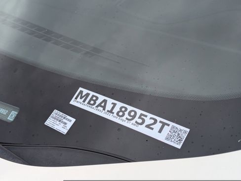 Used 2021 Ford Edge ST image 35