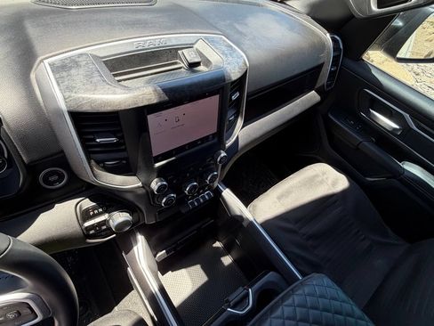 Used 2023 RAM 1500 Big Horn AWD/4WD image 18
